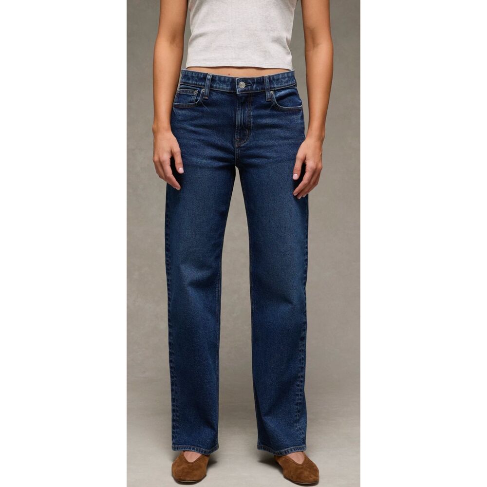 American Eagle High-Waisted Stovepipe Jean